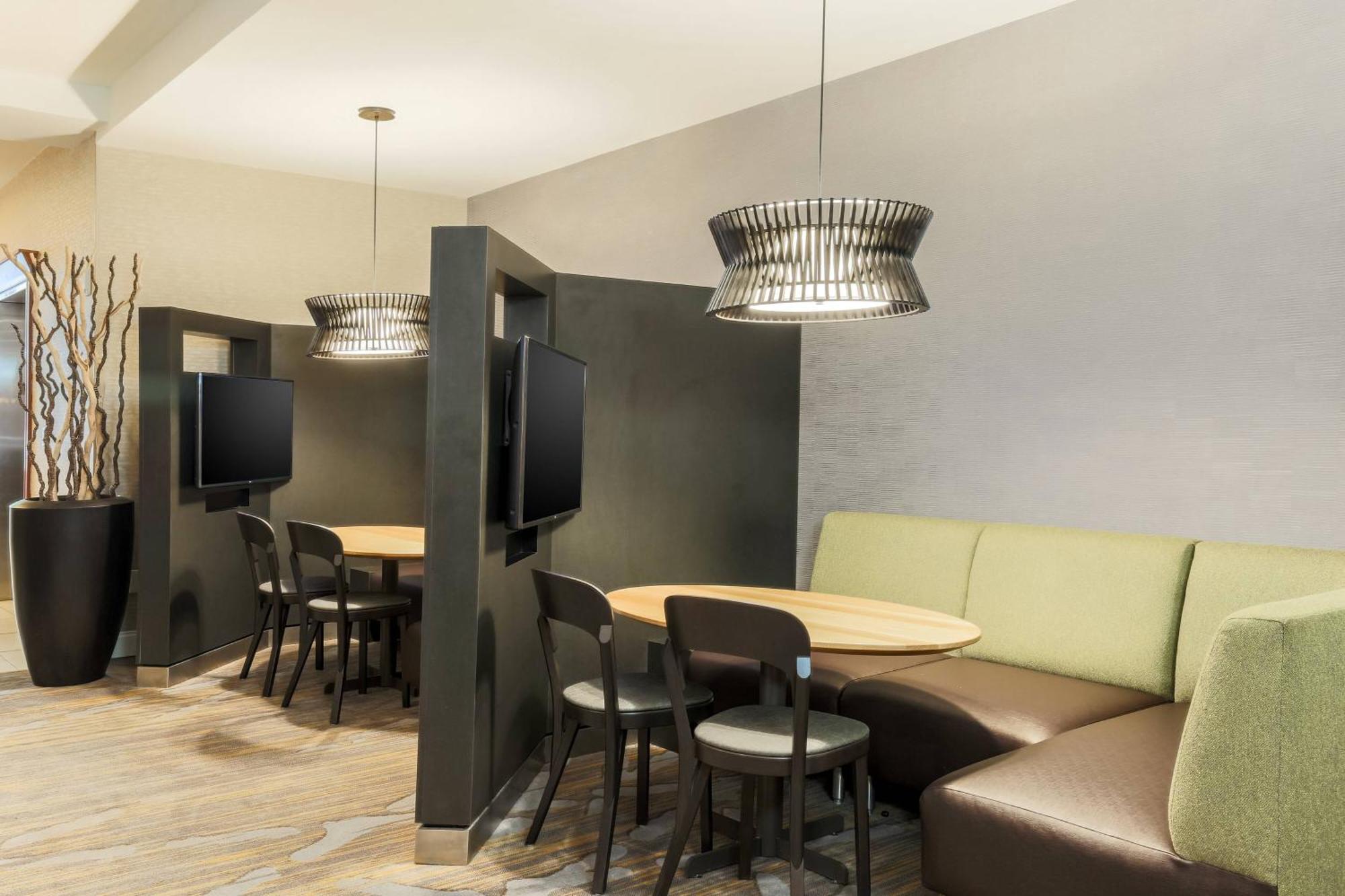 Courtyard By Marriott Pittsburgh Downtown Otel Dış mekan fotoğraf